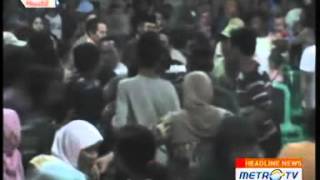 Penonton Saling Pukul di Pentas Dangdut