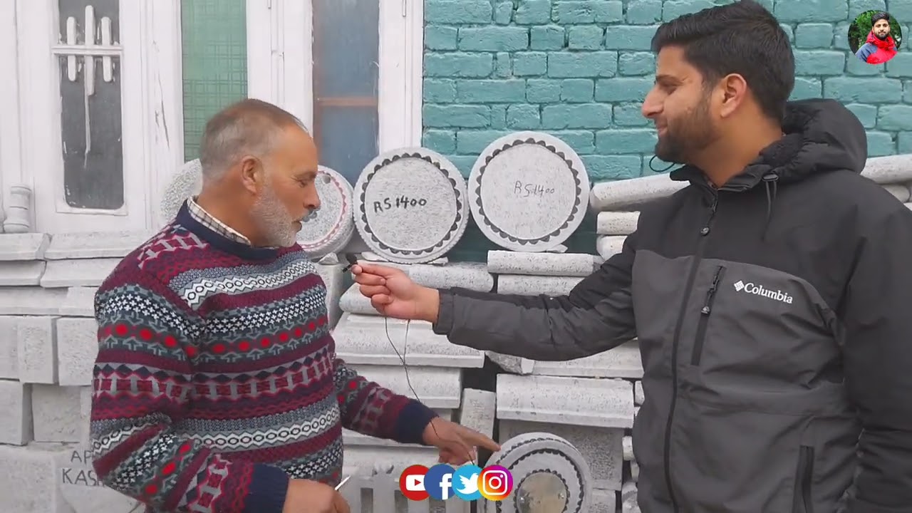 Meet Sculptor Abdul Aziz Wani From Saderkoot Who Made Stone Clock In Just Four Days By Hand.