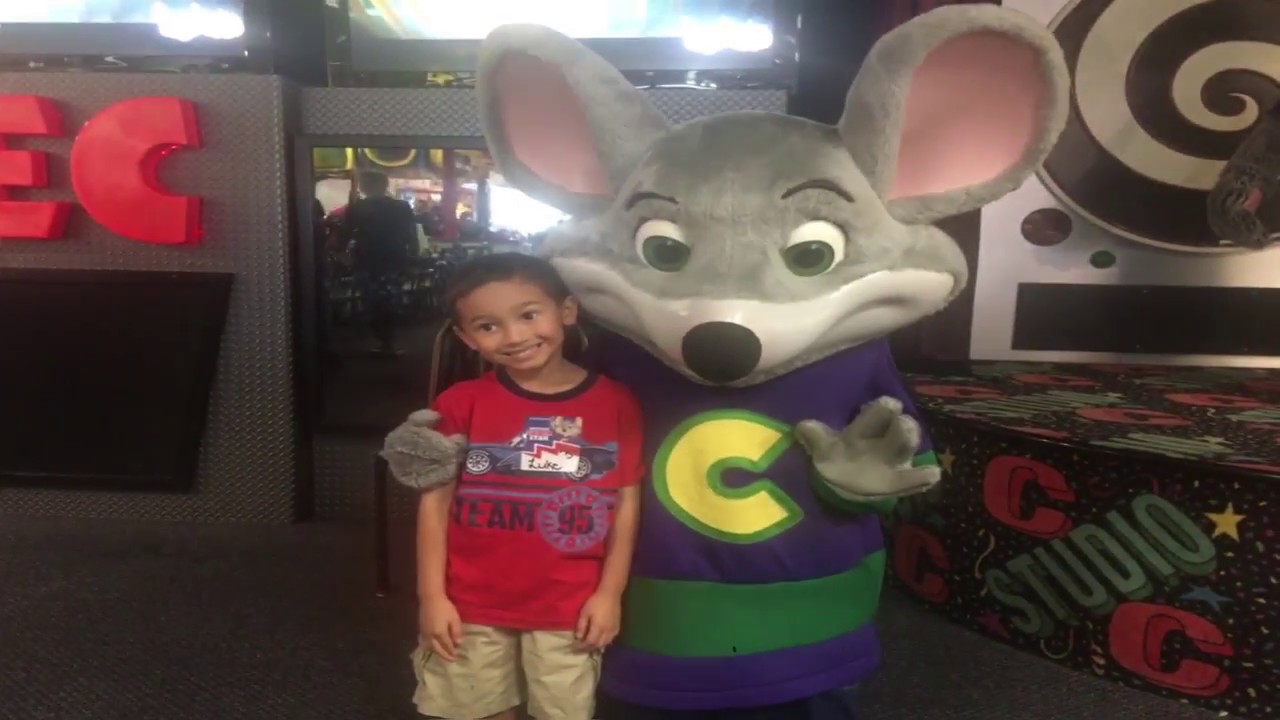 Chuck E Cheese Live Birthday Star Celebration Youtube