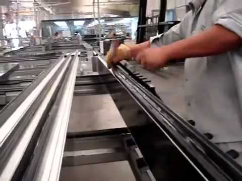 Video cung cấp, lắp đặt cửa nhôm hệ việt pháp, việt ý,... - youtube