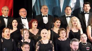 Aşk Böyledir - Müziğin Renkleri Korosu