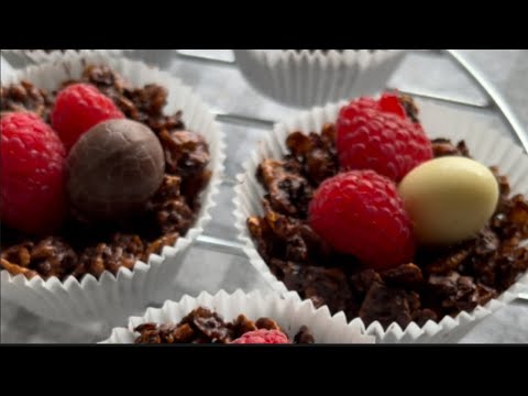 Видео: Crispy chocolate dessert recipe • Simple recipes • ASMR