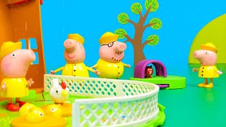 Peppa Pig and the Rainy Day! Toy Videos For Toddlers and Kids