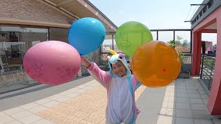 Bermain dengan Balon aneka warna | bernyanyi Lagu Red Colour Where Are You