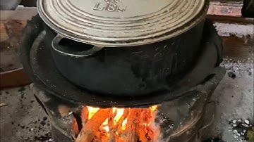 Nấu cơm bằng bếp củi có khó??? #bophoveque #cuocsong #lamdong #nôngthôn #bophoverung #vuonnhamoc