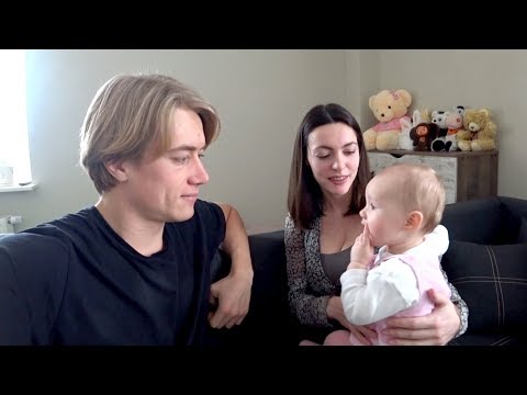 VLOG: КАК ТЯЖЕЛО БЫТЬ РОДИТЕЛЯМИ! РЕБЕНКУ 9 МЕСЯЦЕВ! РАЗВИТИЕ РЕБЕНКА