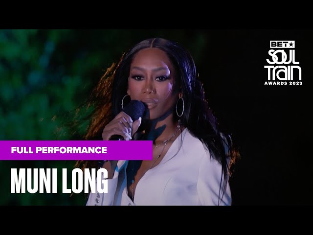 Muni Long Took Us To Church With This Performance Of  Made For Me Ft. JD | Soul Train Awards '23 class=