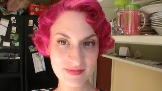 How to pin curl short hair