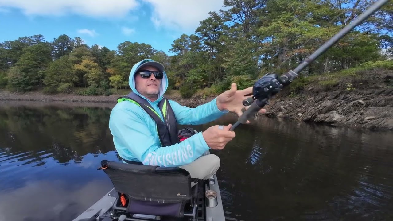 Kayak fishing Lake Winona on a slow, pretty fall day #arkansas #bassfishing