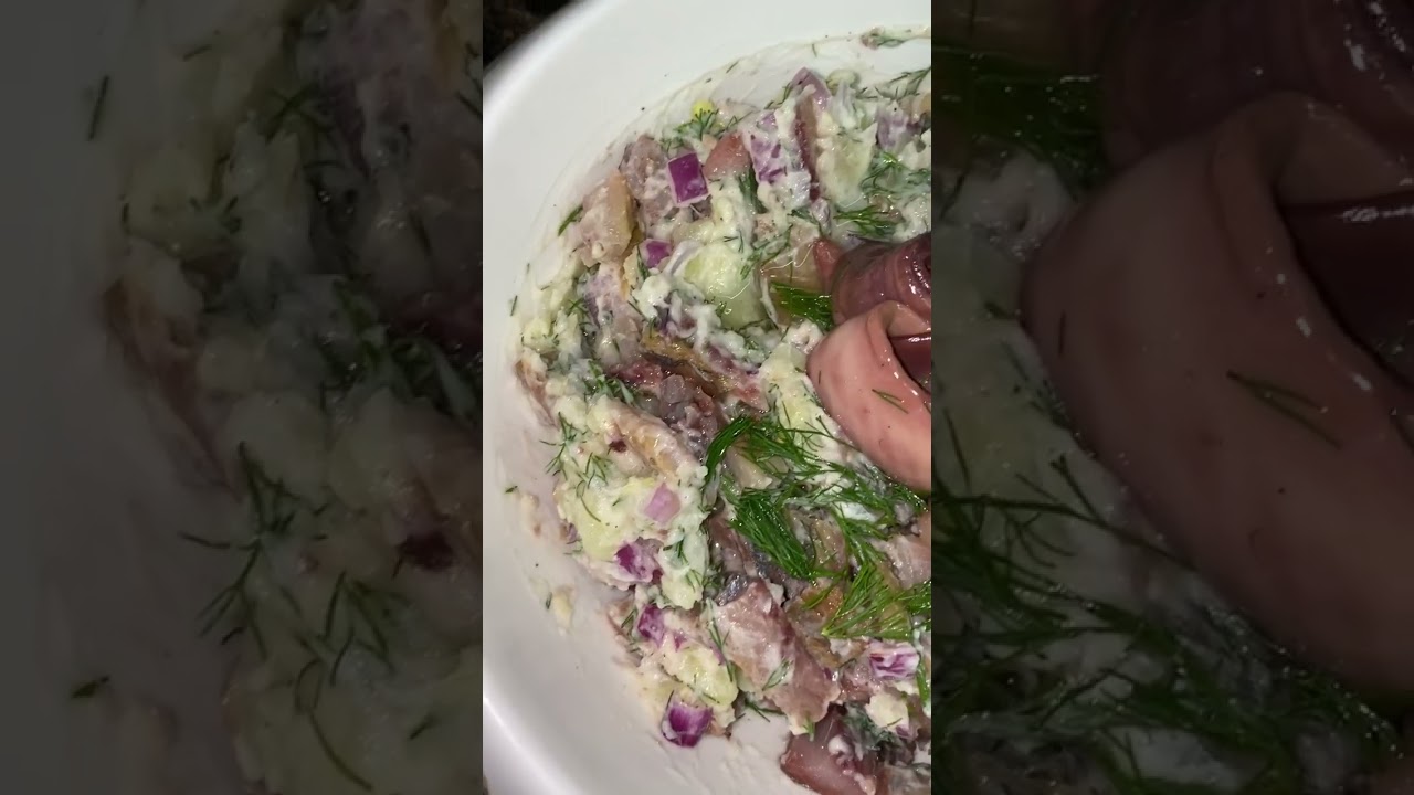 الاكلة اللي كلنا محتاجنها قبل رمضان ، دي احلي ٣ وصفات لسلطة الرنجة هتجربوها . 