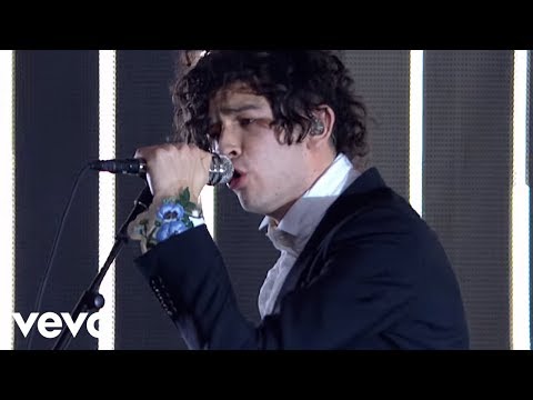 The 1975 - The Sound (Live At The BRITs)