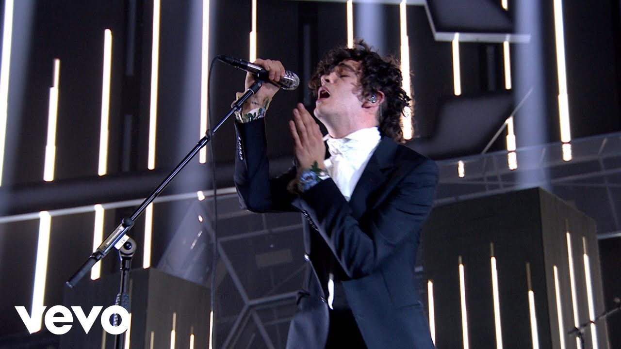 The 1975 - The Sound (Live At The BRITs) - YouTube
