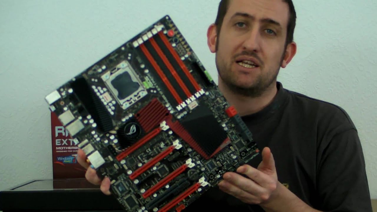 Asus Rampage 3 Extreme - YouTube FIRST