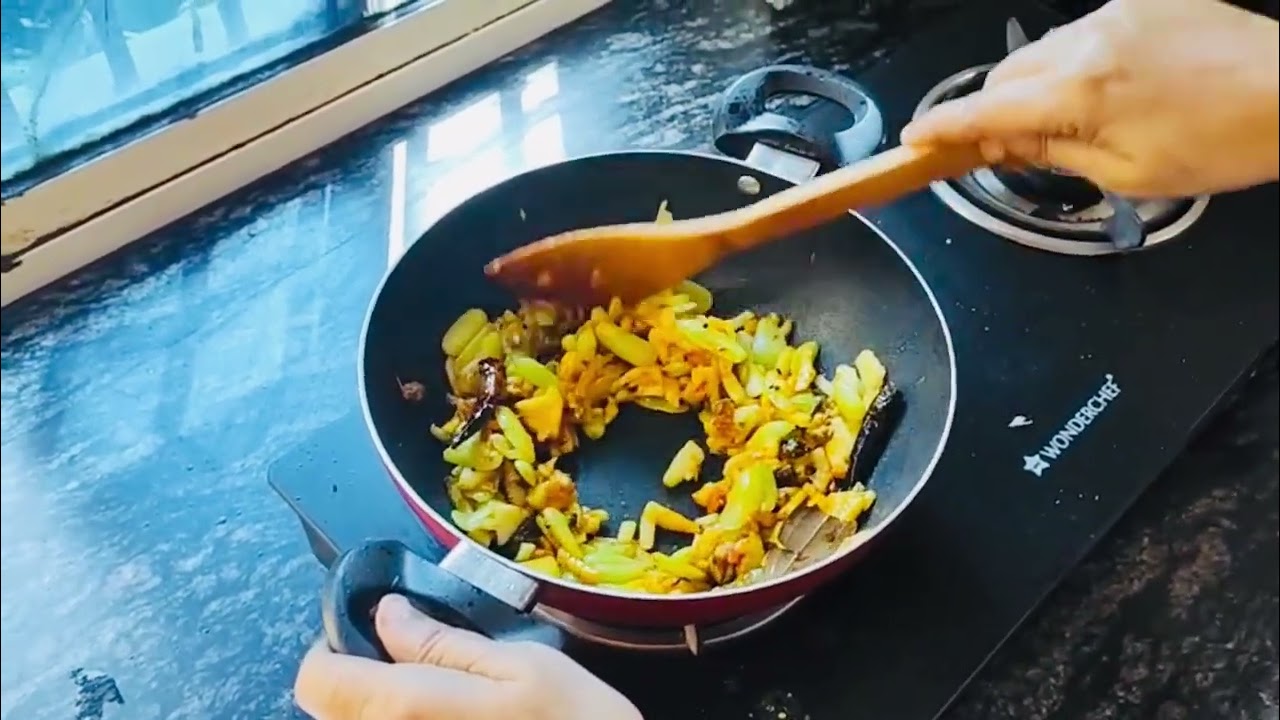 Guruvar Special Sevu 🍎Angooru Khatta 🍇 | Traditional Odia Temple-Style Sweet & Tangy Recipe