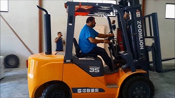 Moving the Generator by using a forklift