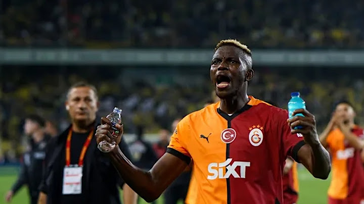 Man United consider Osimhen swap offer involving Zirkzee – report