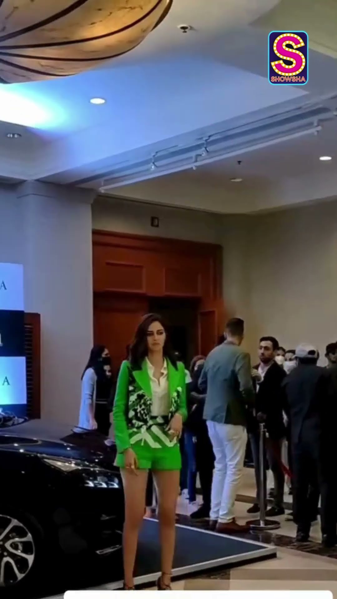 Ananya Panday’s Walk Leaves Us All Guessing. How Would You Name Her Unique Walk? | N18S | #shorts