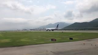 JL736 Hong Kong to Tokyo Takeoff