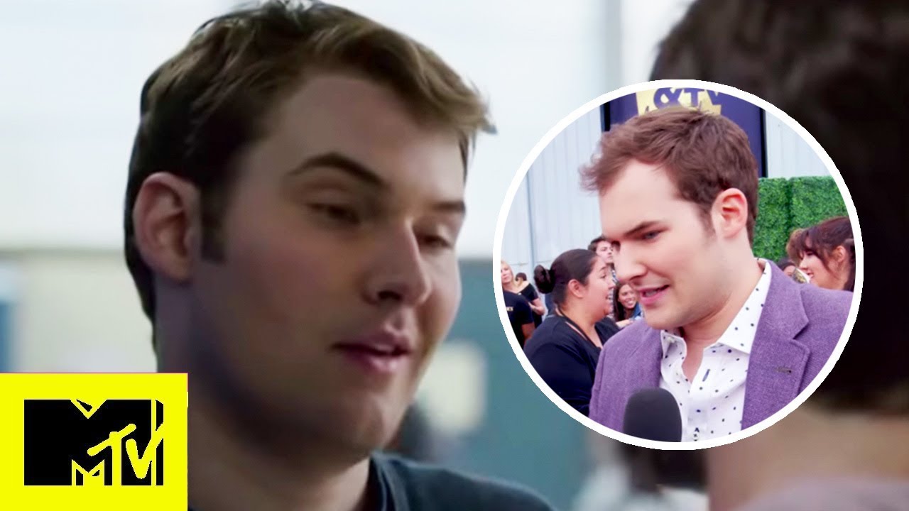 bryce walker 13 reasons why actor