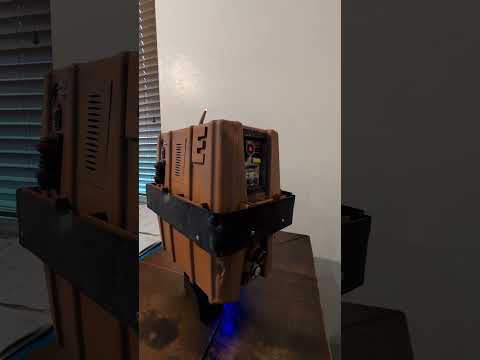EG-77M25 Droid goal to speak Gonk.  #droid #gonk #starwars #starwarsdroids