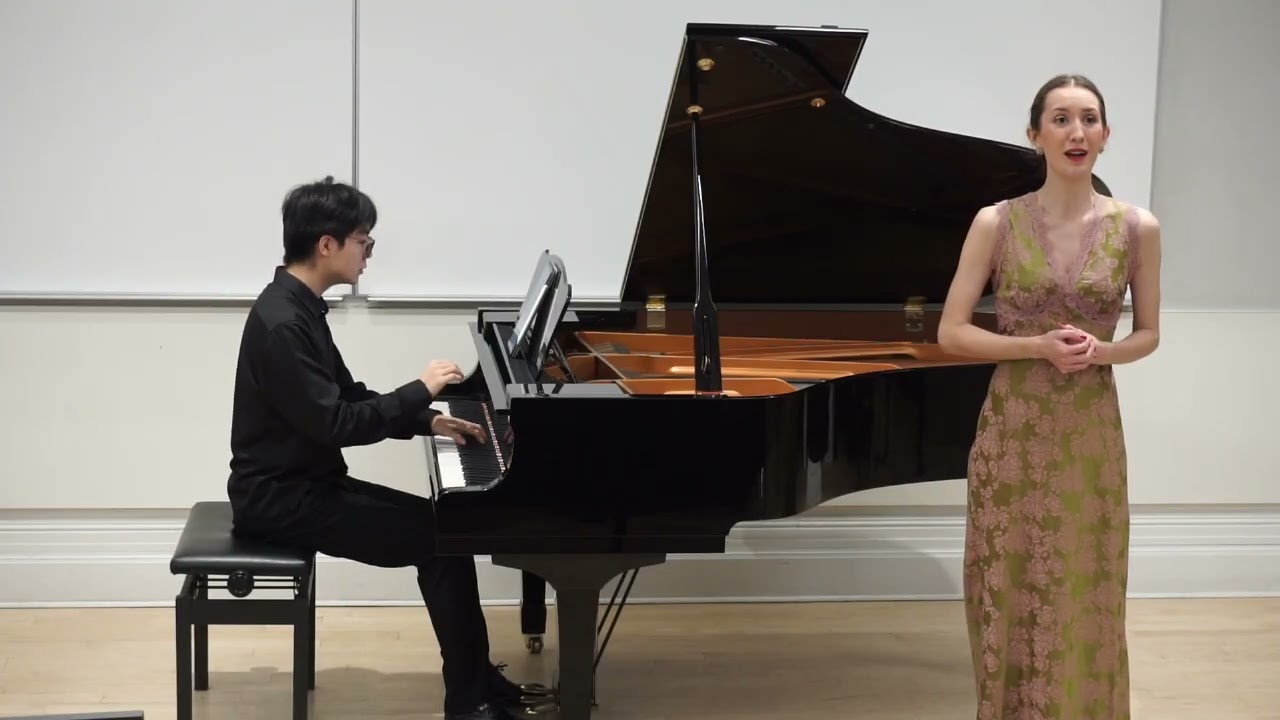 Elizabeth Fast - En proie à la tristesse