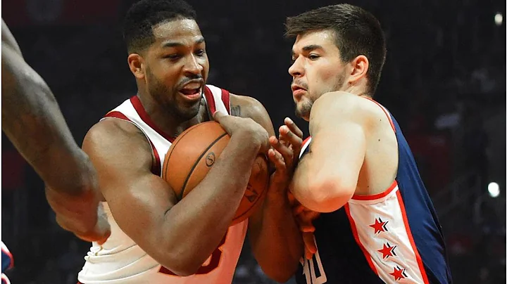 Angry Fans Boo Tristan Thompson & Chant “Khloe!” As Cavaliers Lose Game