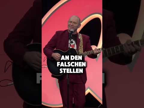 MAKING OF https://youtu.be/JdlAqG96Ids?si=_4l68wqqQlQoDtOx Buch: DERUNGLAUBLICHEHEINZ(.)DE
