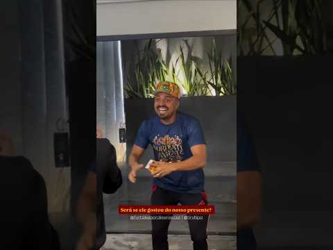 Tirullipa chegando no PodCast fazendo papoco