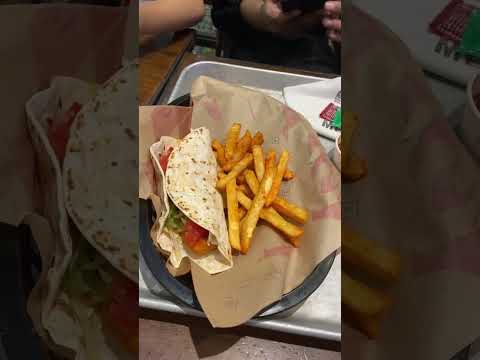 Tried cheapest combo at Taco Bell Zsquare tacobell cheapestcombo foodshorts tacos