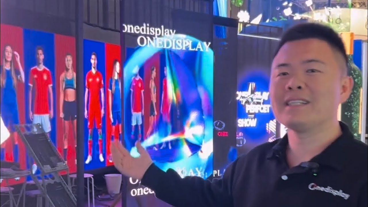 Компания OneDisplay разработала виртуальный тур, позволяющий погрузиться в самые интересные экспо...