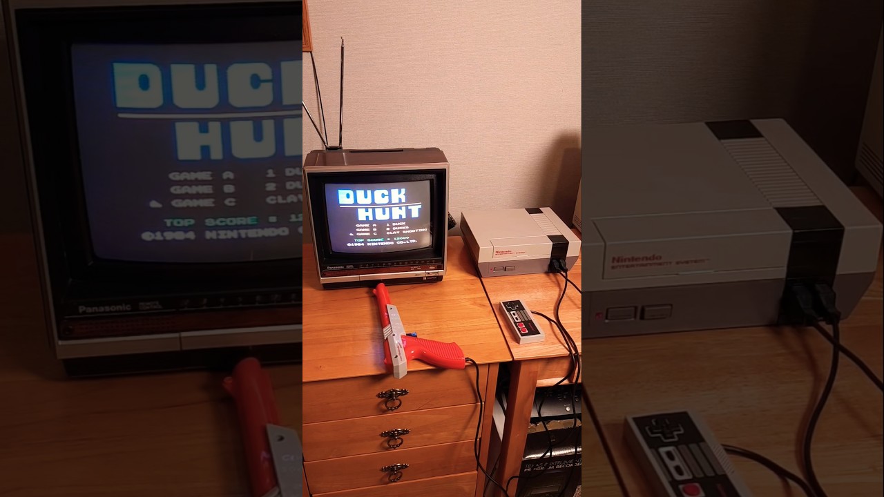 Duck hunting with a Nintendo NES-001 from 1985 | Duct Hunt 