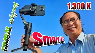 Gimbal chống rung Smart XE giá siêu rẻ 1.300K cõng iPhone 14 PM