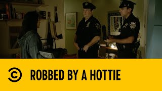 Robbed By A Hottie | Broad City | Comedy Central Africa