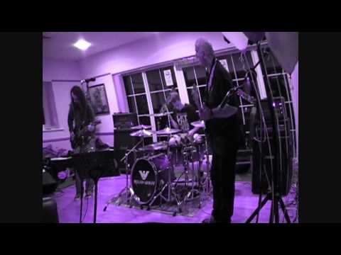 Catch 22 - Dance with the devil