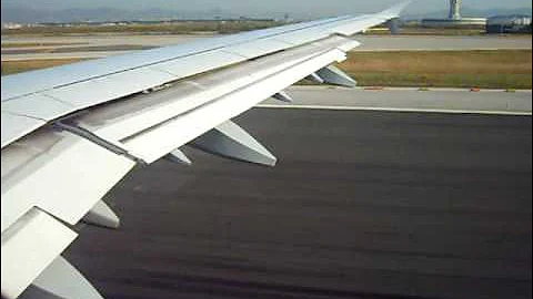 Airbus A321 Lufthansa takeoff at Barcelona Airport - BCN