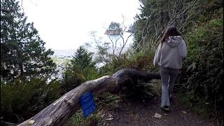Licked at Tongue Point, WWII Bunkers, & Bigfoot's Pull Off, Washington - ItsNotThatYellow #56