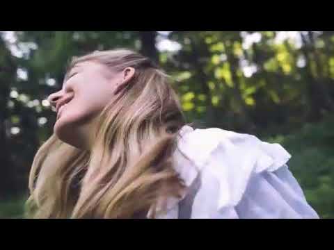 3 წლის ლეონარდო დიკაპრიო 20 წლის მოდელს ხვდება