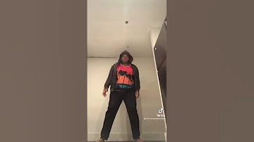 Shorts Nobody Skindred 