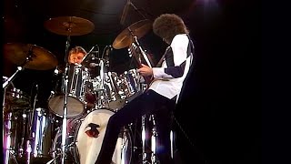 Queen - Guitar &amp; Drum Solo - Milton Keynes 1982