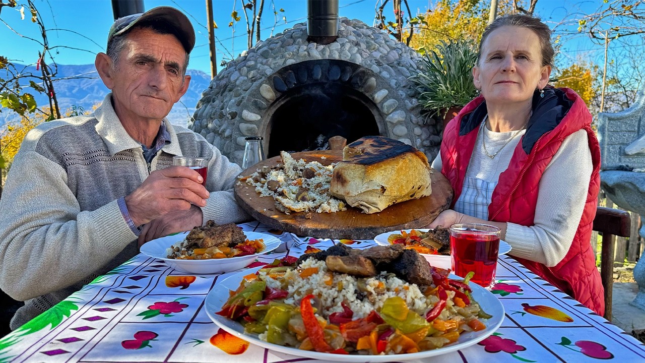 Square Pilaf Fit for Royalty: A Uniquely Endemic Albanian Wedding Dish 🍚👑