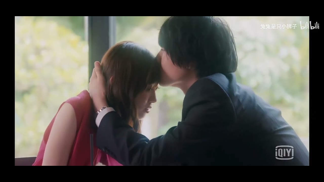 若いカップルと超好色なキスシーン #キスシーン #キス - YouTube