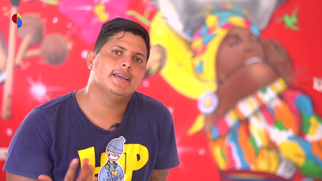 Meet the street artist who decorated Centro Catalina Spanish school residence! video editing software free