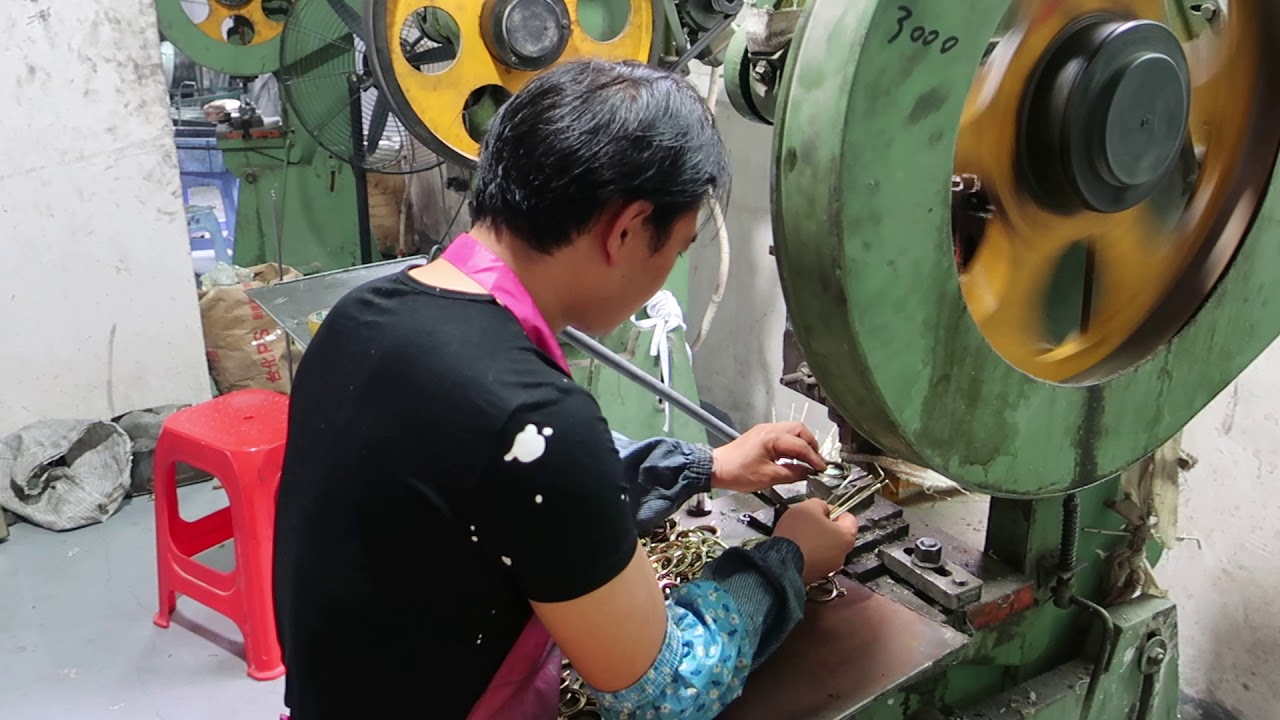 Lampshade Ring Fitter Making