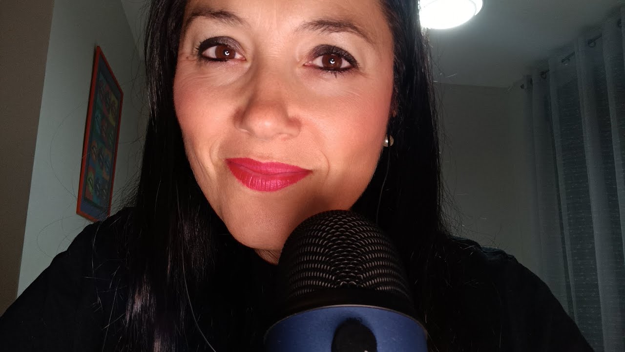 ASMR contestando preguntas incómodas 🤪 susurros relajantes 😴