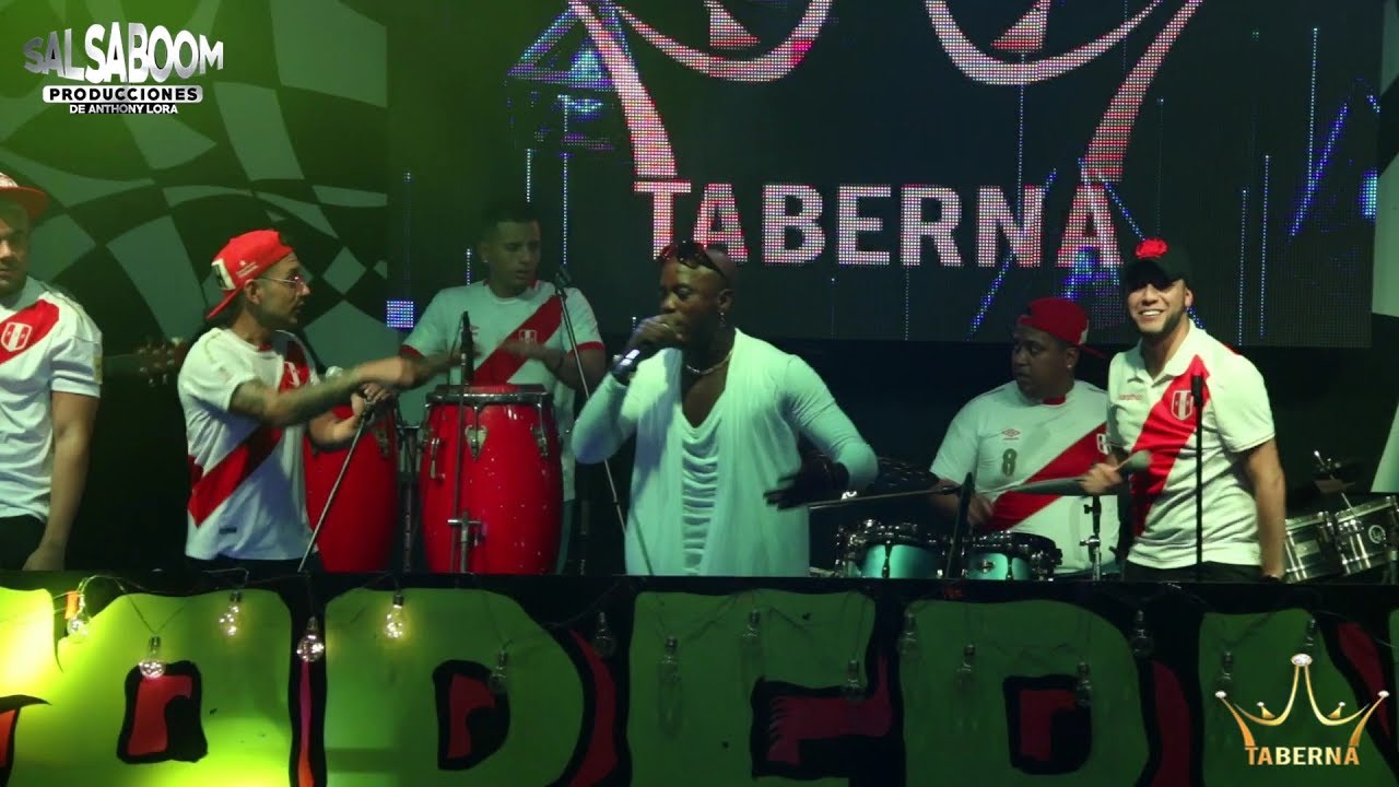 El Pillo / Aceite Y agua [Soy Una Guagua]- Combinación De La Habana En Taberna