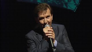 Watch Daniel Odonnell Pretty Little Girl From Omagh video