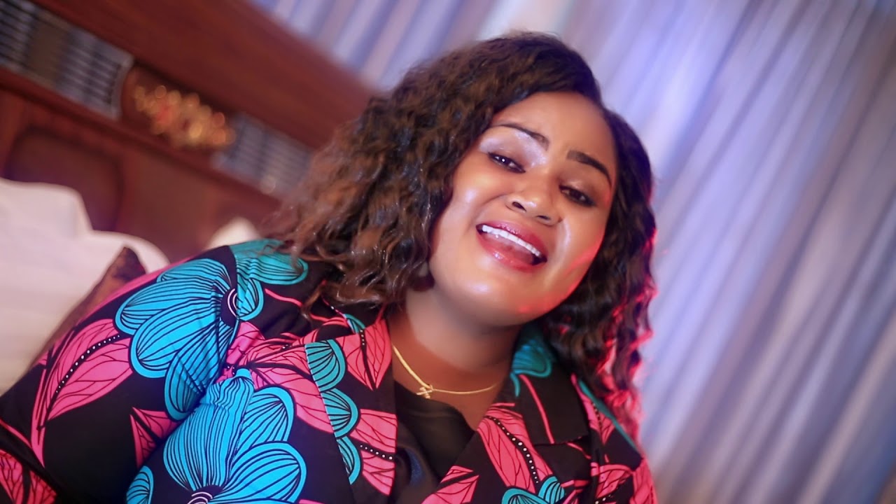STELLA SWAI-ANAWEZA-(official video)