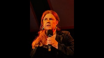 Spy in the Screen- sung LIVE during album launch Sapiens Unlimited by Heleen van den Hombergh