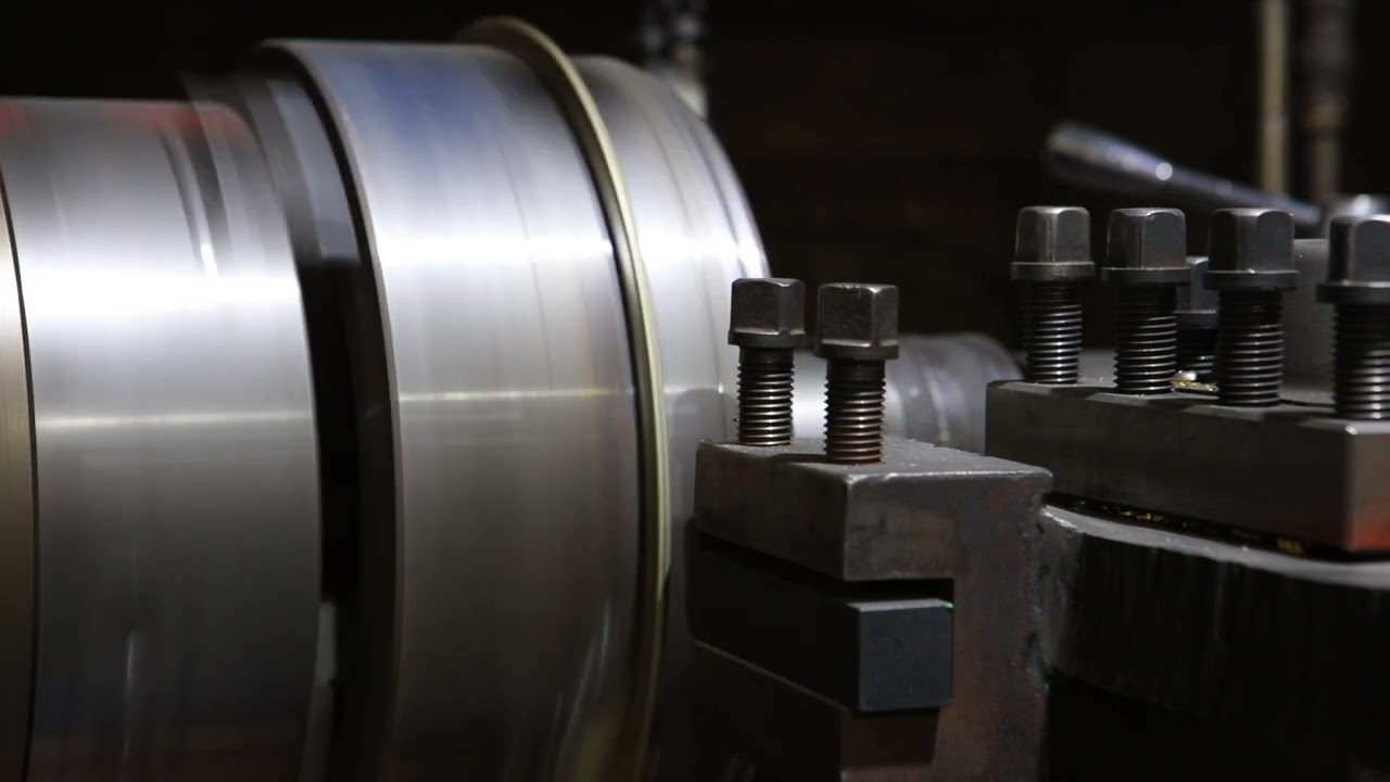 Machining of butterfly valve disc