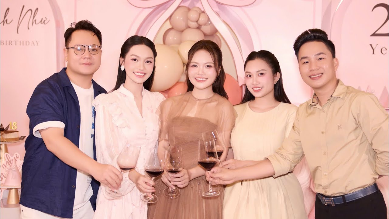 Sinh Nhật HÀ QUỲNH NHƯ SANG CHẢNH VIP NHẤT HÀ NỘI TẠI Sheraton 5 Sao 